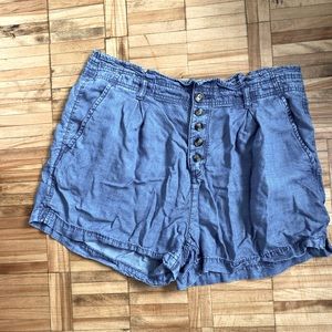 American Eagle Paper Bag Shorts